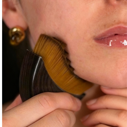 Avenia™ Facial Contour Brush